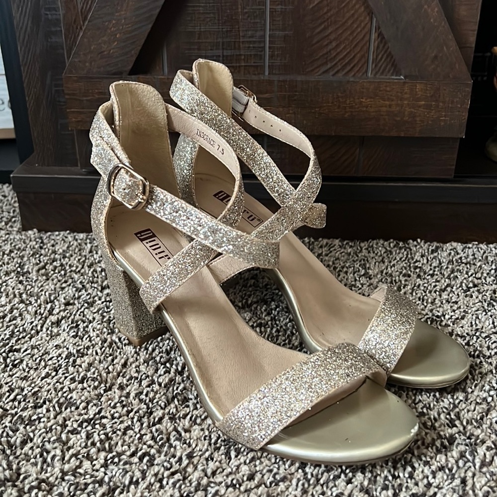 Gold glitter heels